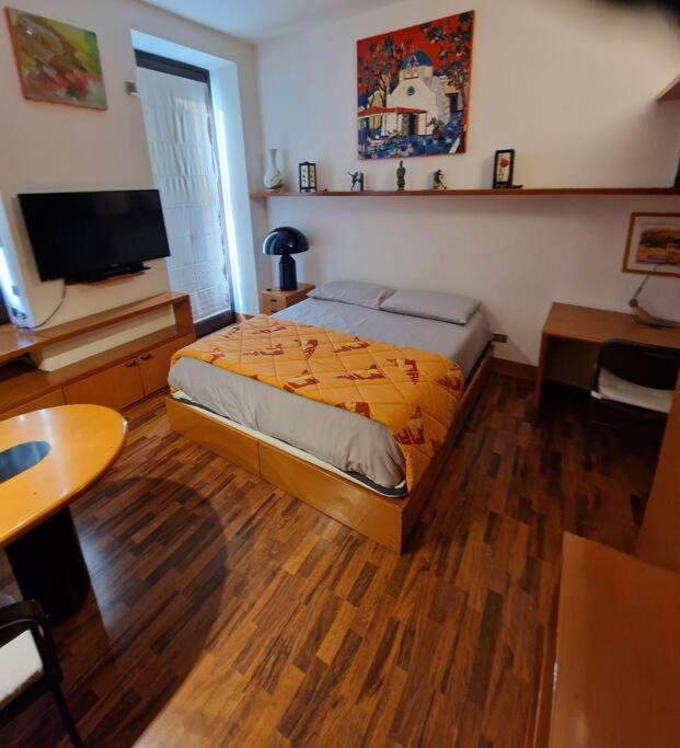 Ferienwohnung Osti 3 Beautifully Furnished Mailand Exterior foto