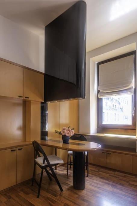 Ferienwohnung Osti 3 Beautifully Furnished Mailand Exterior foto